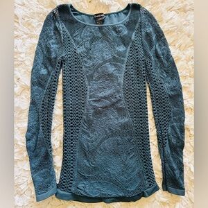 BEBE Bodycon fishnet lace dress size medium